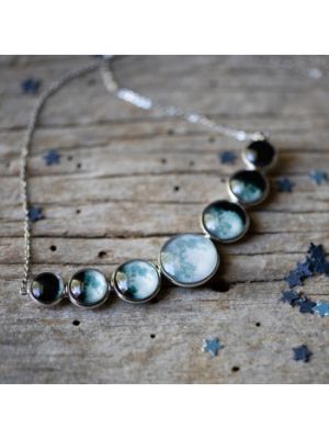 Moon Phase Curved Necklace